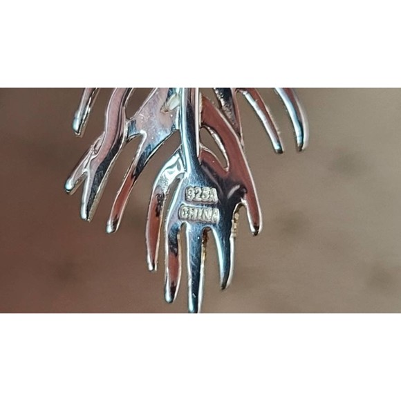 Vintage 925 Leaf Pendant Necklace - Picture 6 of 10